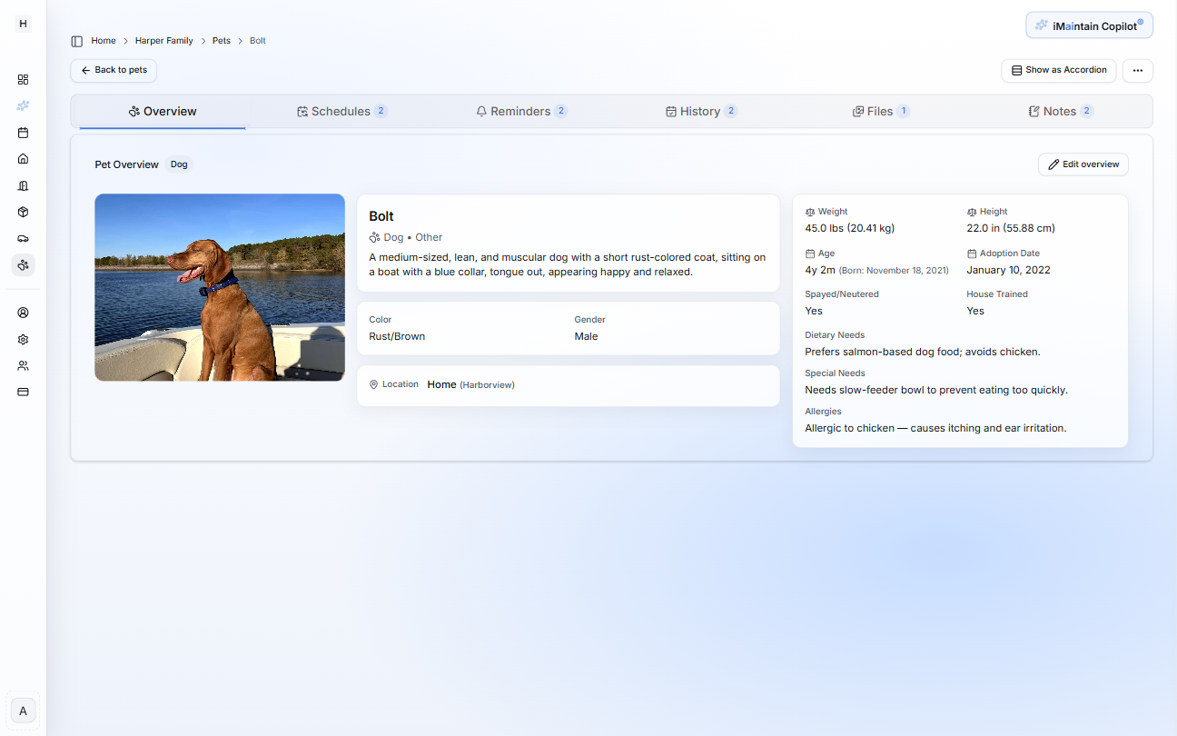Pet detail overview page showing photo, pet profile details, and tabs for schedules, reminders, history, files, and notes