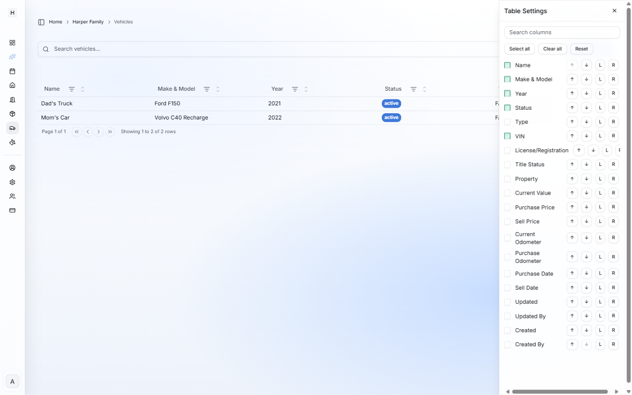 Vehicles table view showing vehicles listed in rows with a Table Settings panel open for selecting and reordering columns